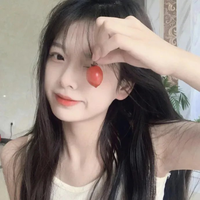 娇憨女郎